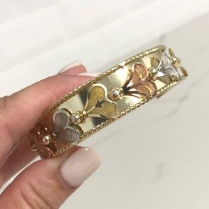 Jewelry - 18k Gold Filled Tricolor Bracelet size 5 & 6 Jewelry - 18k Gold Filled Tricolor Bracelet size 5 & 6